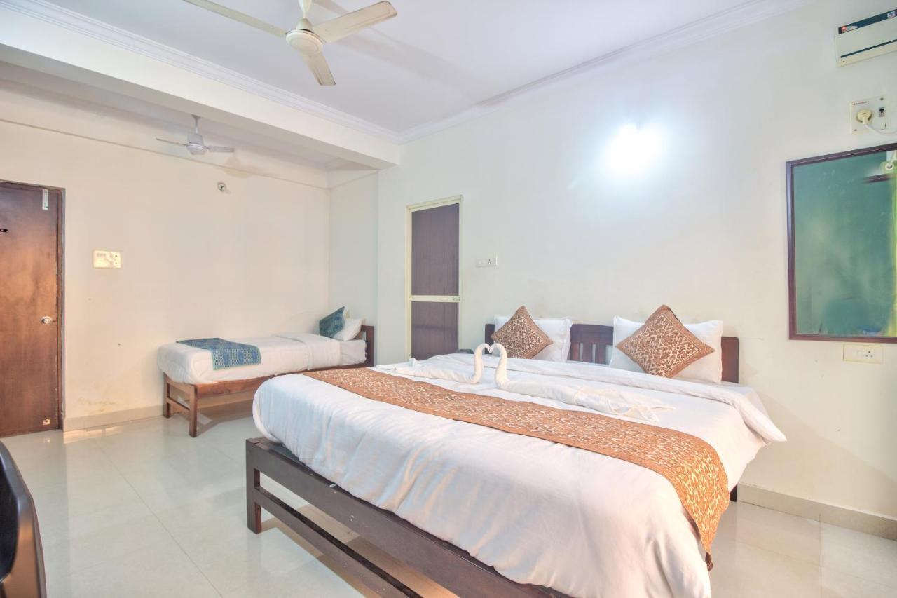 Hotel Baga Imperial Buitenkant foto